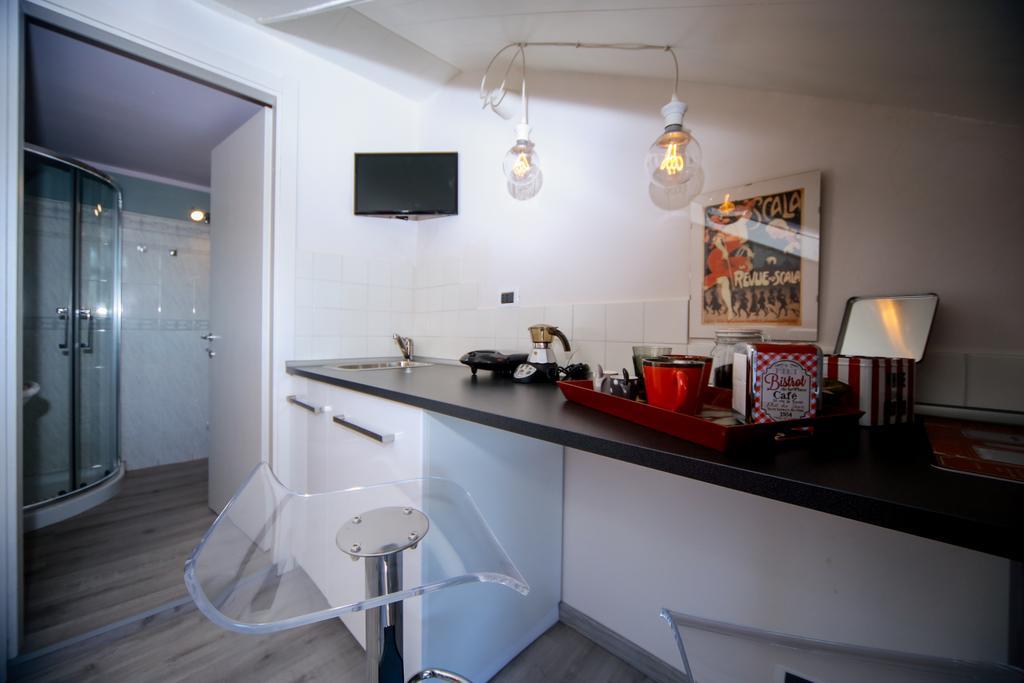 Stylish Loft Gioia Apartment Торино Екстериор снимка